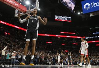 而这一象征 而这一象征