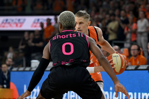 意甲的挑战 意甲的挑战