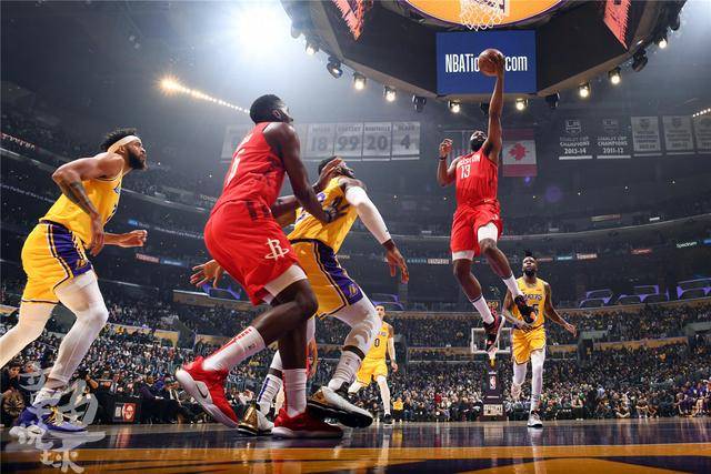 为球队增添 为球队增添