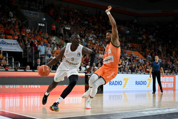 跑位灵活 跑位灵活