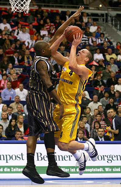 比安奇：难以理解孔蒂如此抱怨，球队的替补席存在问题